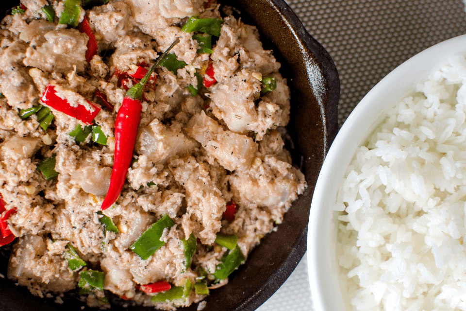 Filipino Bicol Express Dish - How to Celebrate Valentine’s Day with a Filipina and Make It Uniquely Filipino - Blossoms Dating Blog
