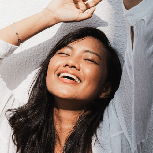Single Filipina Girlfriend Happy and Celebrating Life