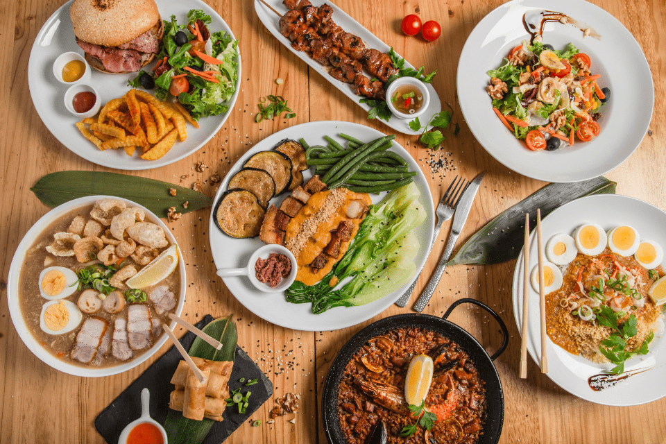 A variety of Filipino food dishes.