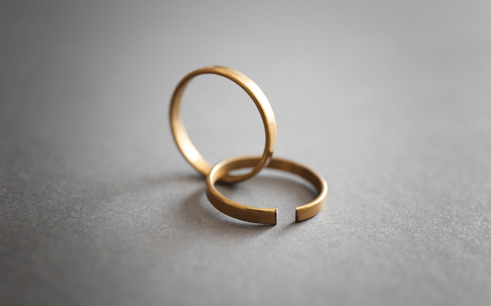 Broken rings from an annulment