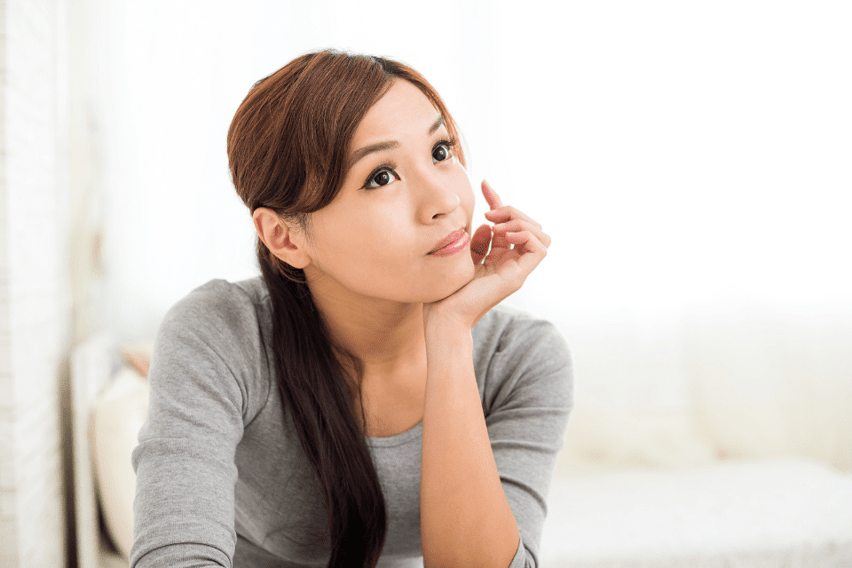 Filipina Online Date Thinking of Something Memorable
